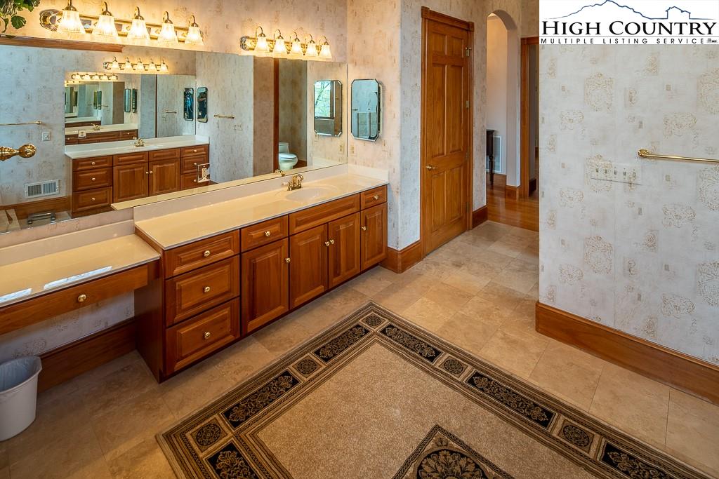 410 Rhododendron Lane Boone, NC 28607 - Photo 27 of 47 Gallery Image 27