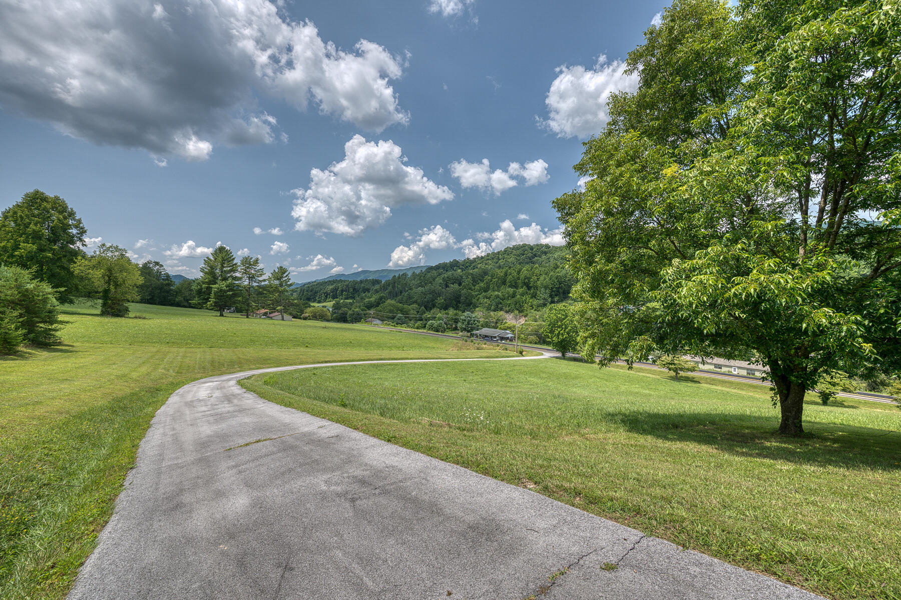 13869 Highway 67 West Butler, TN 37640 - Photo 43 of 63 13869 HWY 67 W 43