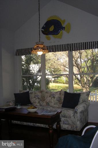 1003 Travers Street Cambridge, MD 21613 - Photo 13 of 30 Kitchen Sitting area/ Breakfast Room