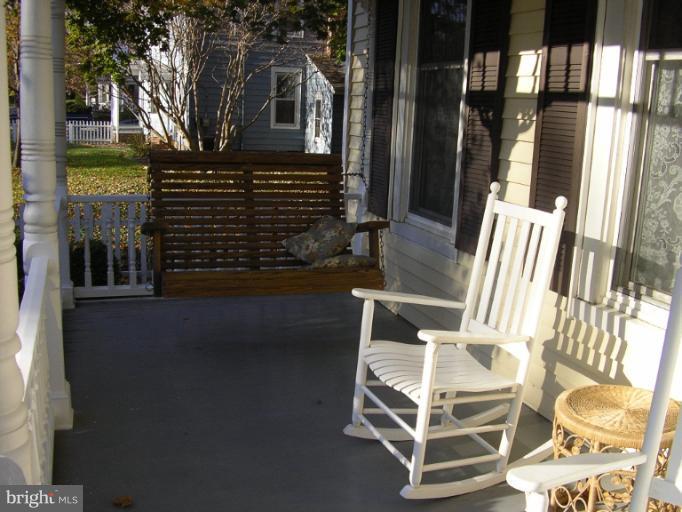 1003 Travers Street Cambridge, MD 21613 - Photo 3 of 30 Porch