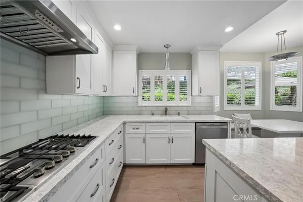 $899,999 | 28269 Rodgers Drive, Saugus, CA 91350