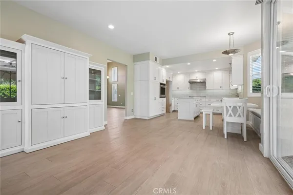 $899,999 | 28269 Rodgers Drive, Saugus, CA 91350