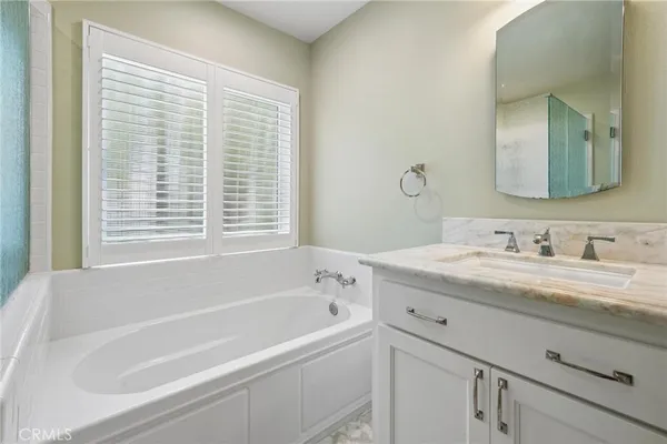 $899,999 | 28269 Rodgers Drive, Saugus, CA 91350