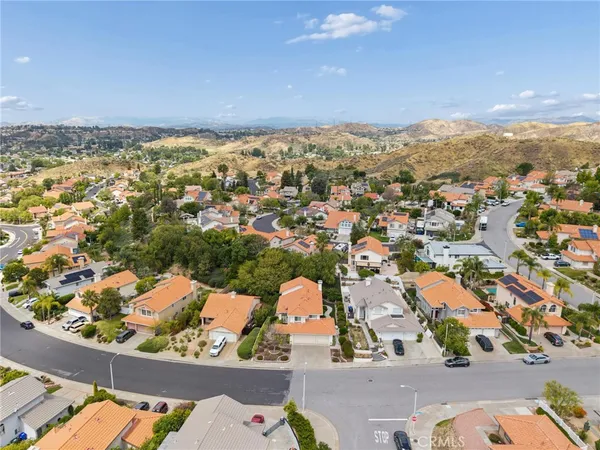 $899,999 | 28269 Rodgers Drive, Saugus, CA 91350