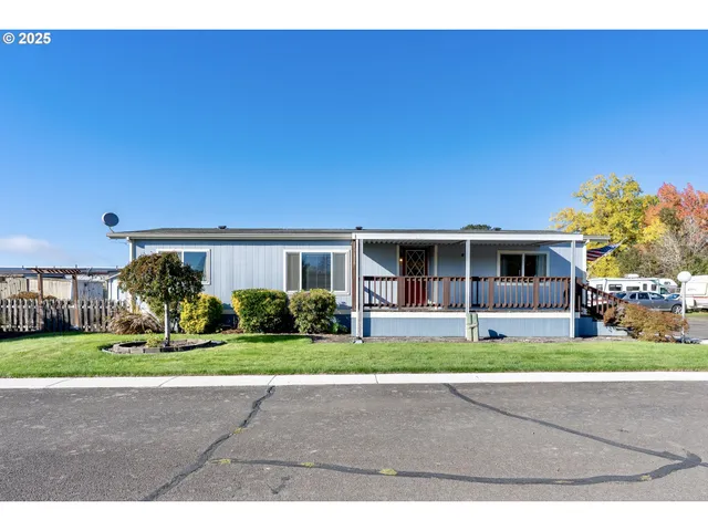 $122,000 | 2901 East 2nd Street, Unit 60, Newberg, OR 97132