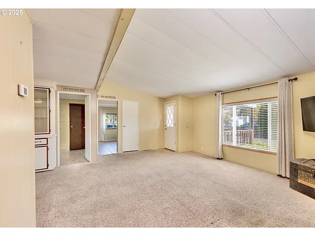 $122,000 | 2901 East 2nd Street, Unit 60, Newberg, OR 97132