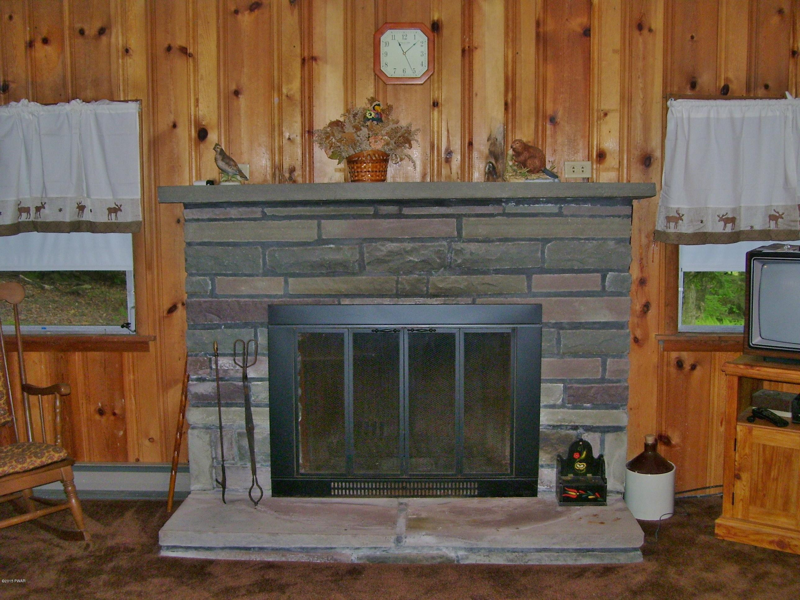 105 Ridgefield Point Road Greentown, PA 18426 - Photo 13 of 41 Gallery Image 13