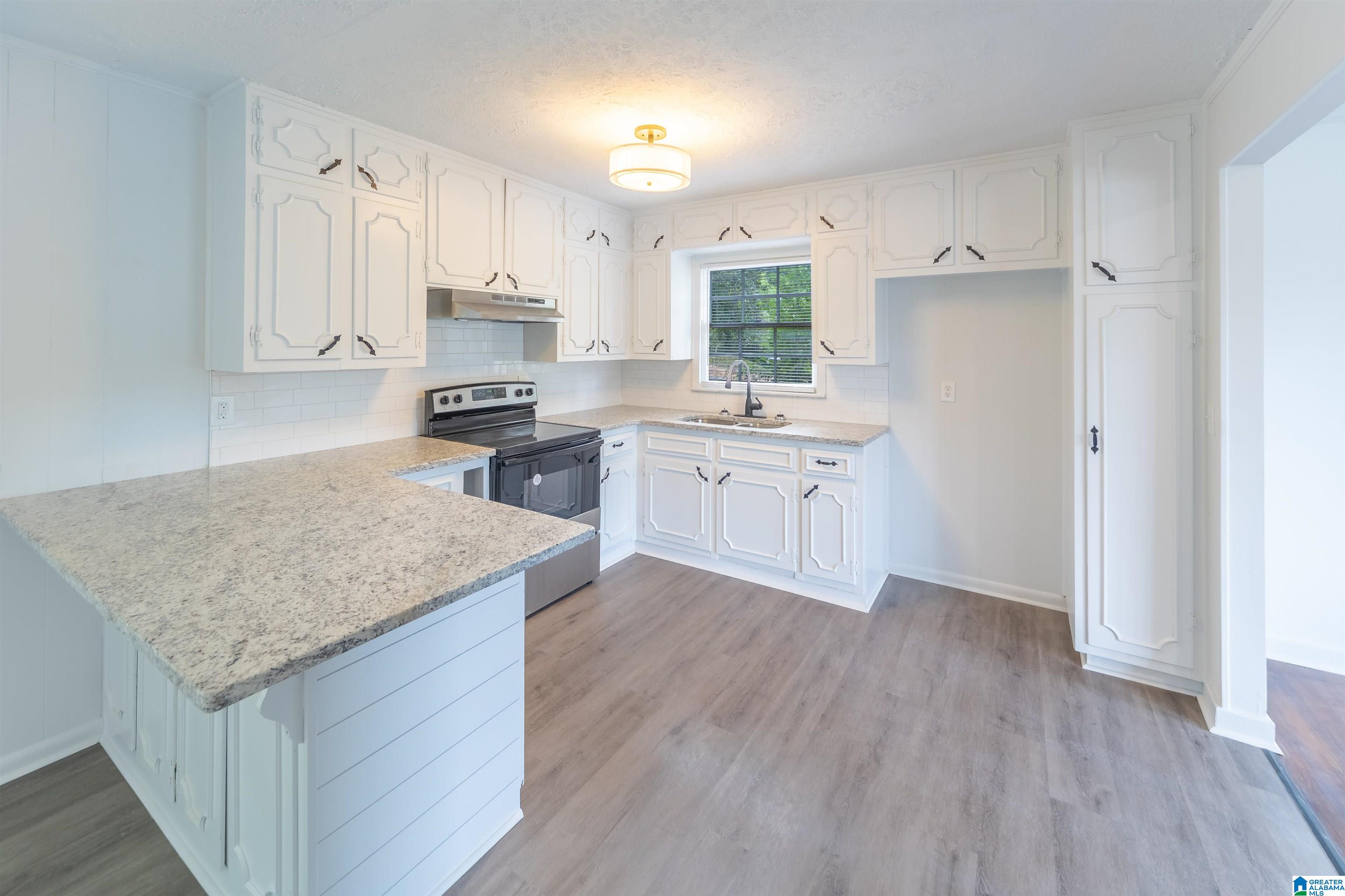 2801 3rd Street Northwest Birmingham, AL 35215 - Photo 11 of 28