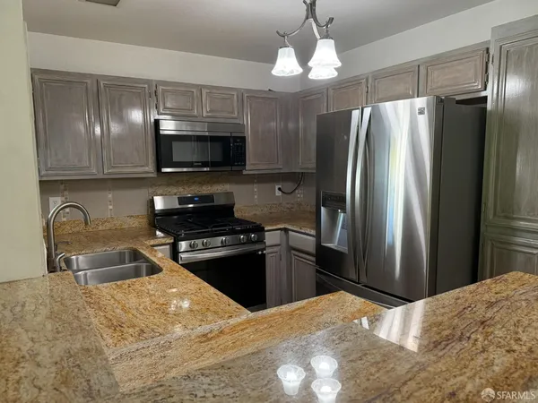 $474,995 | 3660 Knollwood Terrace, Unit 303, Fremont, CA 94536