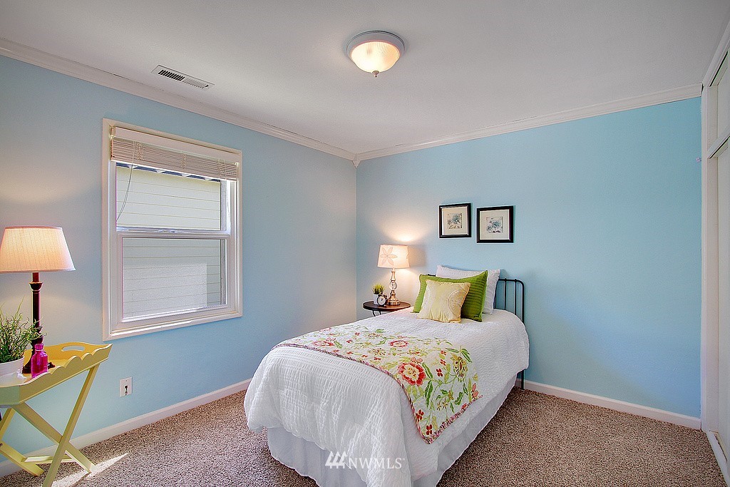 318 View Ridge Drive Everett, WA 98203 - Photo 13 of 19