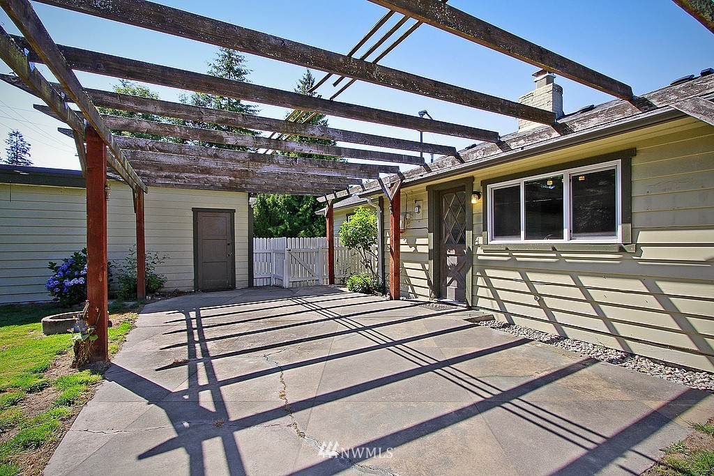 318 View Ridge Drive Everett, WA 98203 - Photo 16 of 19
