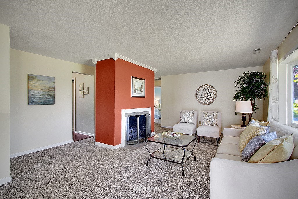 318 View Ridge Drive Everett, WA 98203 - Photo 3 of 19