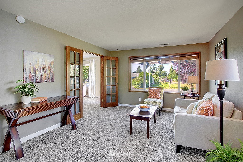 318 View Ridge Drive Everett, WA 98203 - Photo 6 of 19
