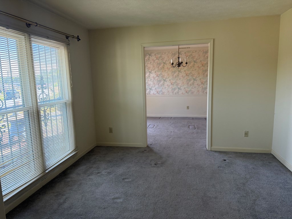 1359 Kings Mountain Road Columbus, GA 31907 - Photo 4 of 17