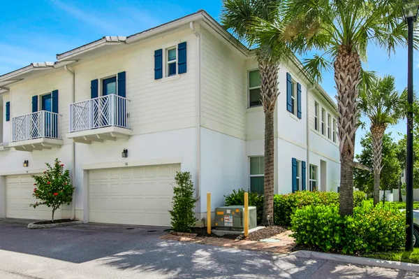 $520,000 | 50 Palm Lane, Royal Palm Beach, FL 33411