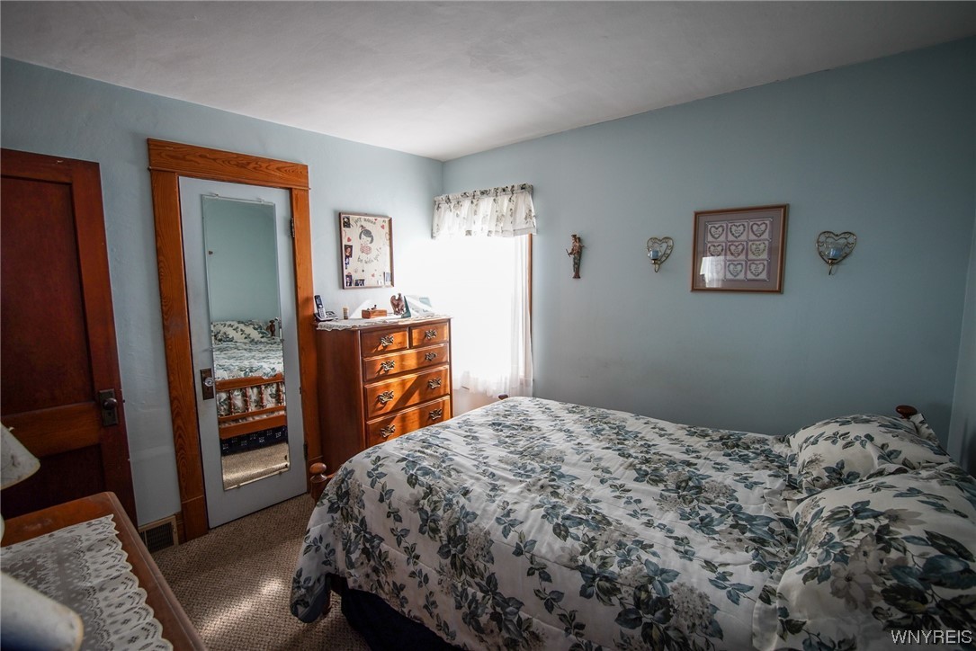 39 Robins Street Buffalo, NY 14220 - Photo 14 of 45