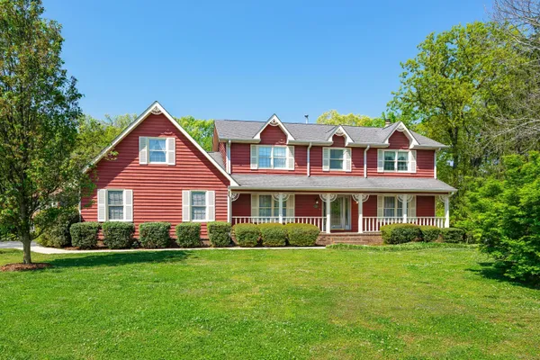 $340,000 | 1905 Woods View Court, Hixson, TN 37343