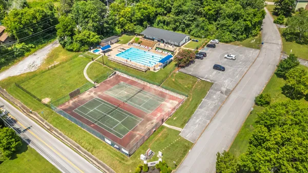 $340,000 | 1905 Woods View Court, Hixson, TN 37343