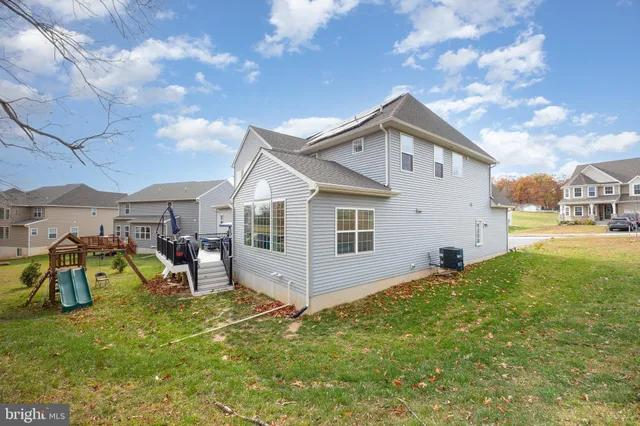 $839,000 | 4555 Lark Meadows Drive, Mechanicsburg, PA 17055