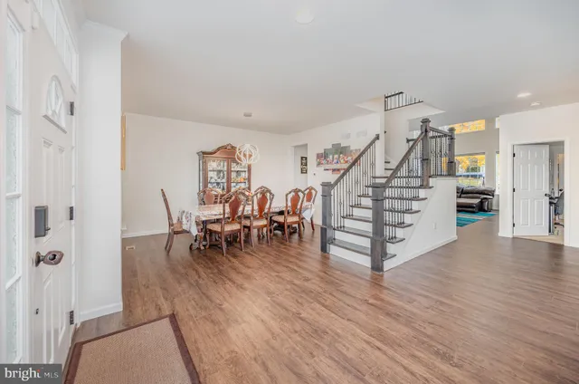 $839,000 | 4555 Lark Meadows Drive, Mechanicsburg, PA 17055