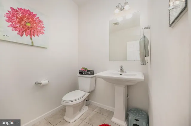 $839,000 | 4555 Lark Meadows Drive, Mechanicsburg, PA 17055