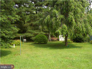 112 Woodlawn Road Warminster, PA 18974 - Photo 5 of 5 Gallery Image 5