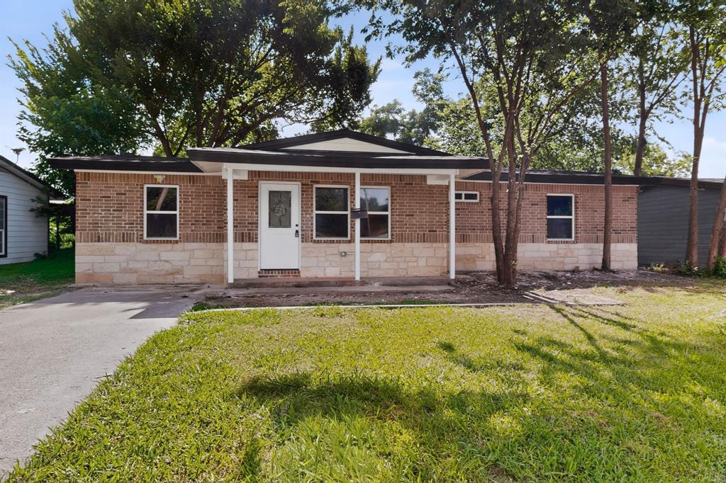 1624 Houghton Road Dallas, TX 75217 - Photo 5 of 40