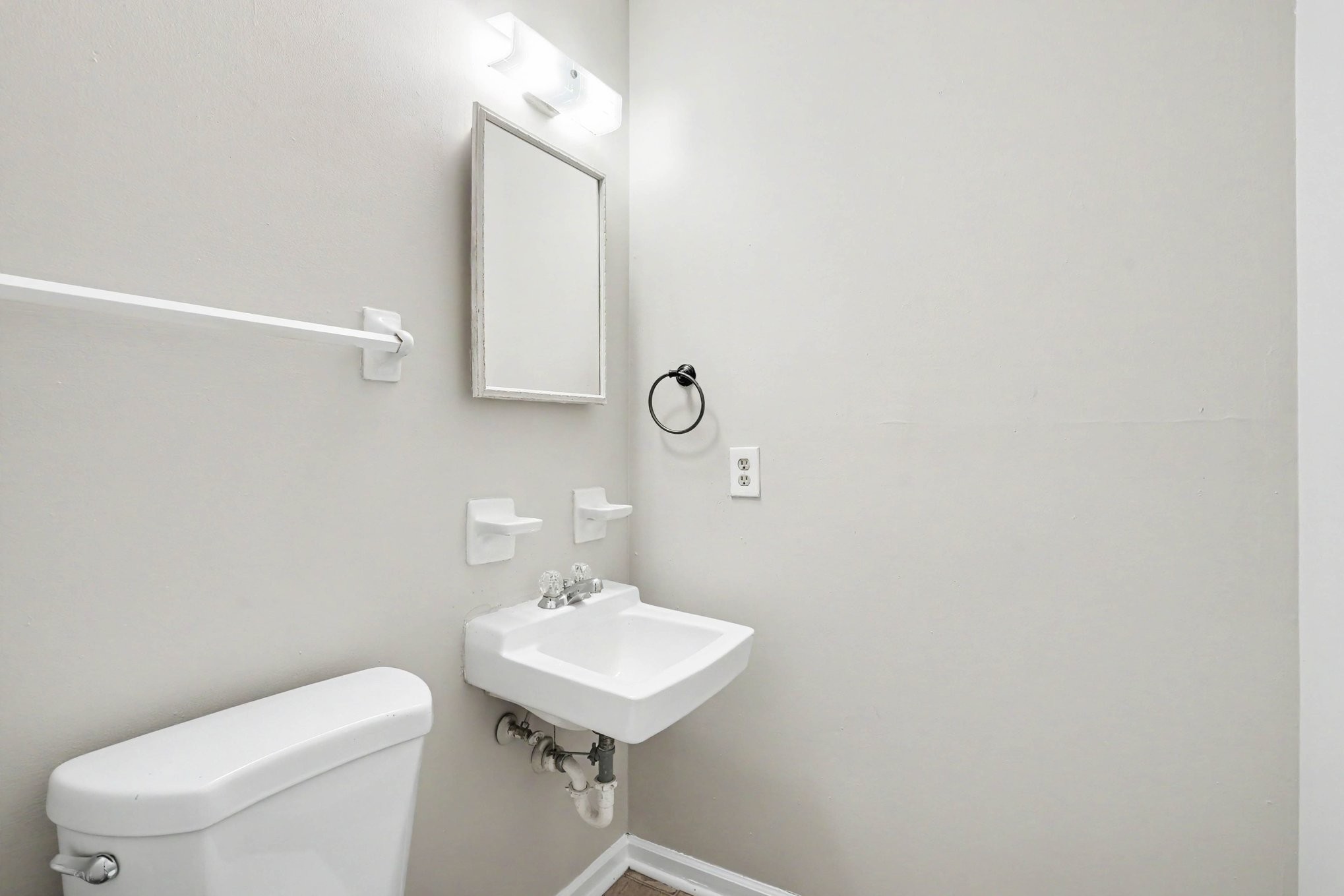 1301 Neelys Bend Road, Unit 37 Madison, TN 37115 - Photo 6 of 11 Gallery Image 6
