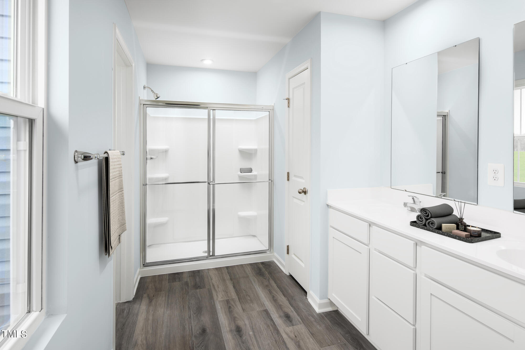 290 Gianna Drive Lillington, NC 27546 - Photo 6 of 13 YV5641a31f938b43_OwnersBathroomcopy