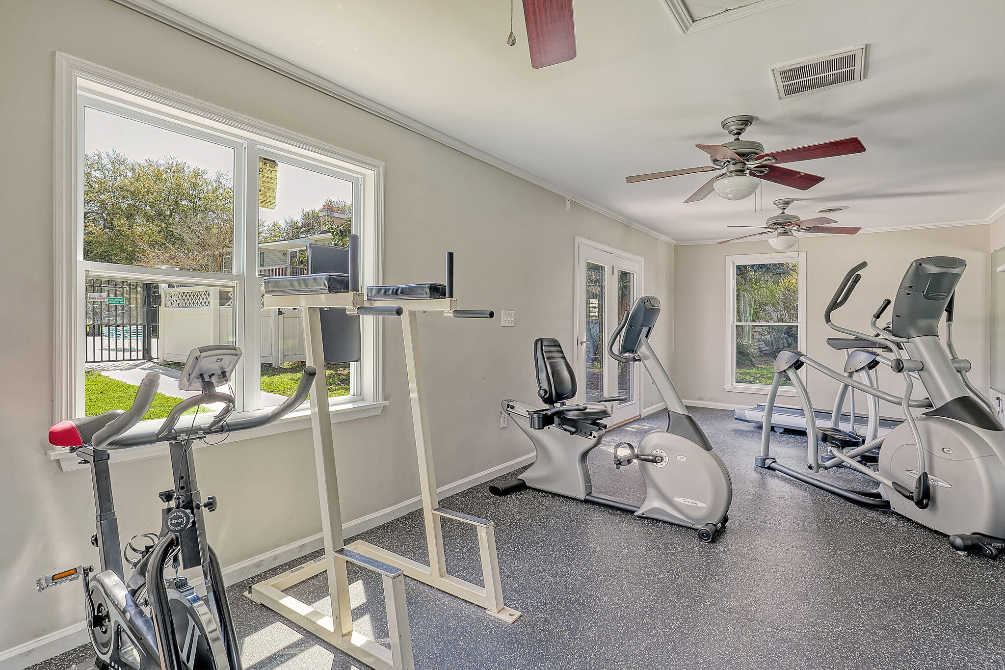 1402 Camp Road, Unit 6E Charleston, SC 29412 - Photo 25 of 28 25