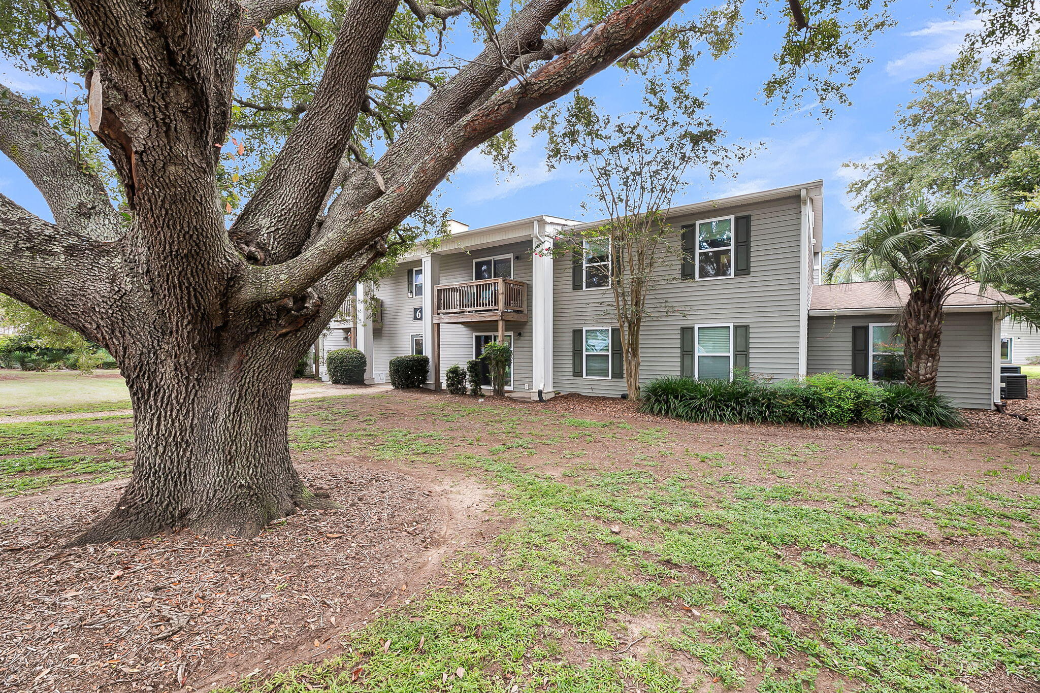 1402 Camp Road, Unit 6E Charleston, SC 29412 - Photo 3 of 28 3
