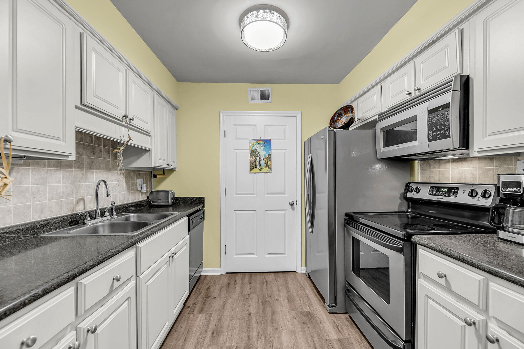 1402 Camp Road, Unit 6E Charleston, SC 29412 - Photo 7 of 28 7