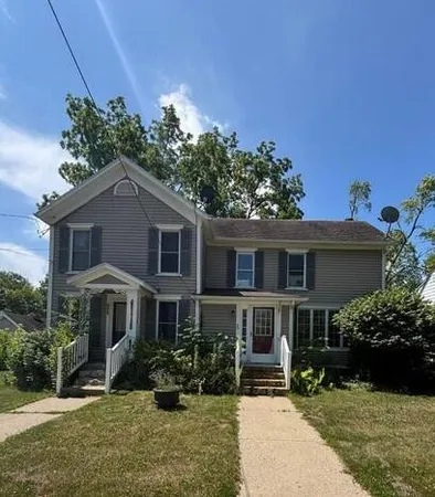 $1,250 | 233 Monroe Street, Unit A, Brooklyn, MI 49230