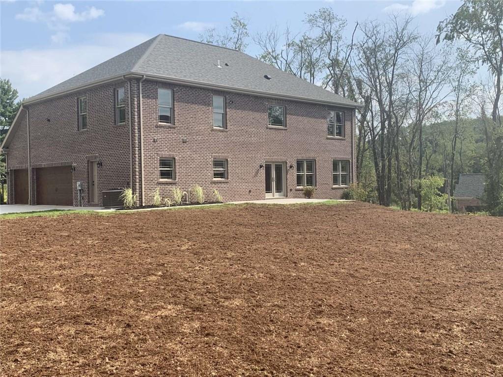 1014 Mitchell Drive McKees Rocks, PA 15136 - Photo 4 of 25