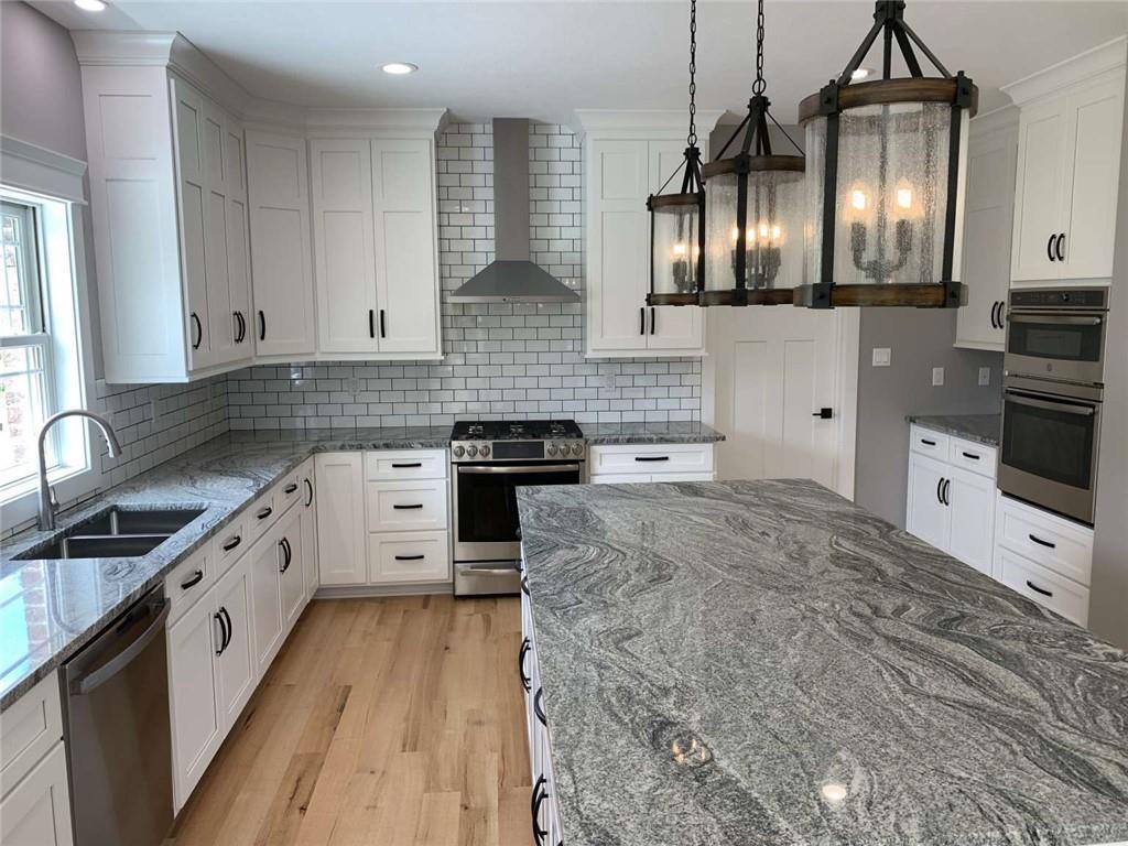 1014 Mitchell Drive McKees Rocks, PA 15136 - Photo 10 of 25