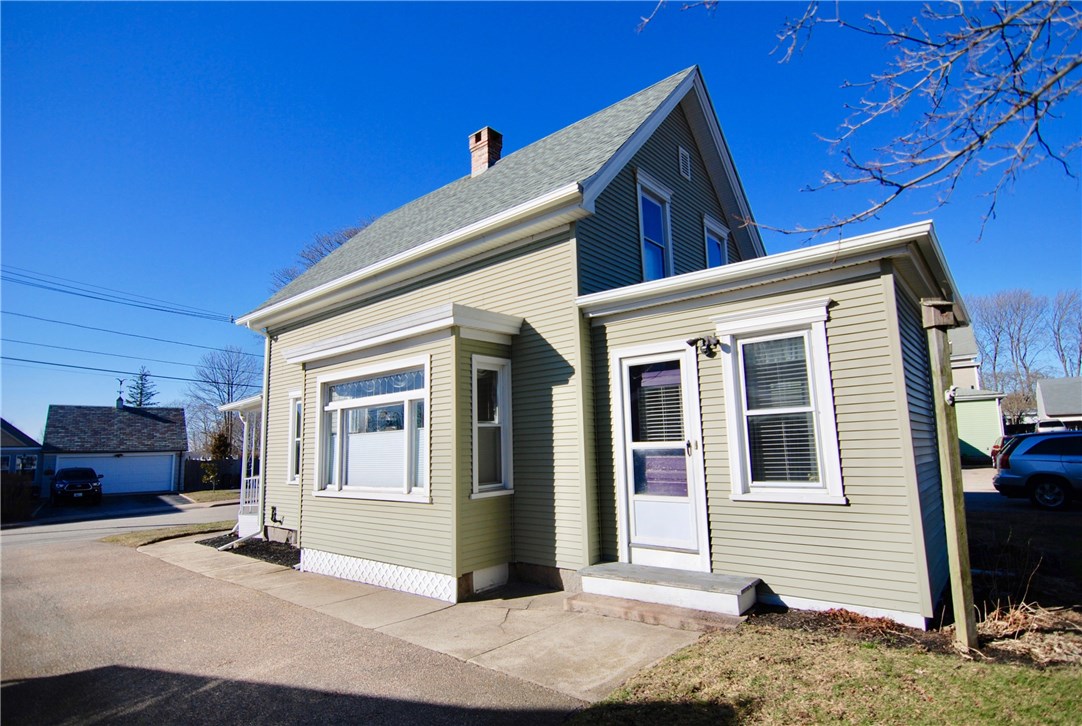 3 Vose Street Westerly, RI 02891 - Photo 3 of 19