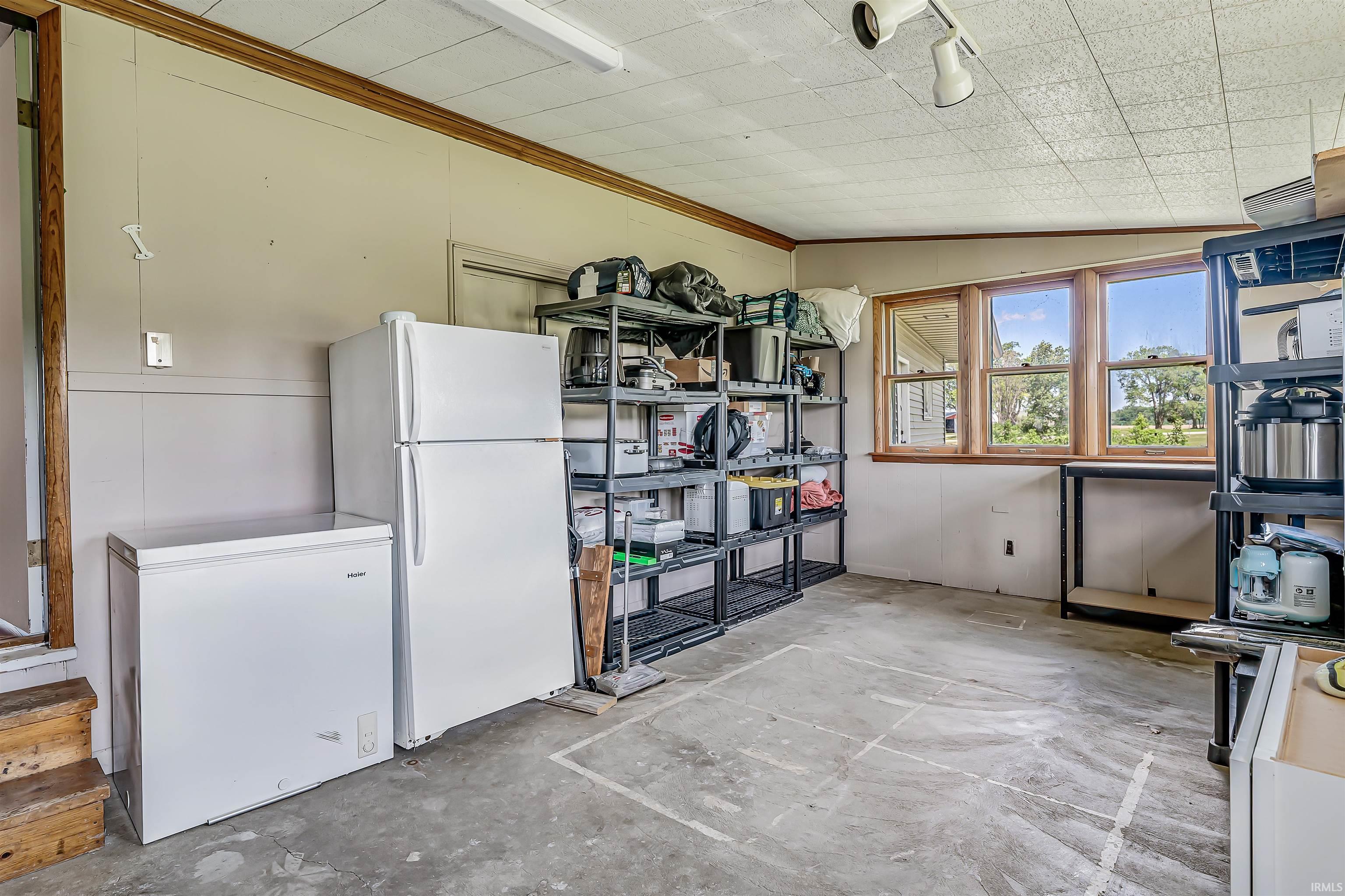 9449 Marion Road Warren, IN 46792 - Photo 18 of 36 Gallery Image 18