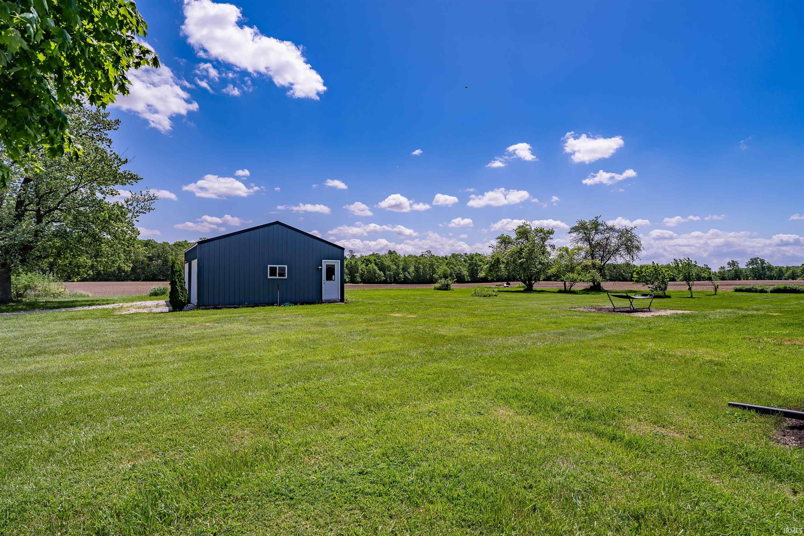 9449 Marion Road Warren, IN 46792 - Photo 29 of 36 Gallery Image 29