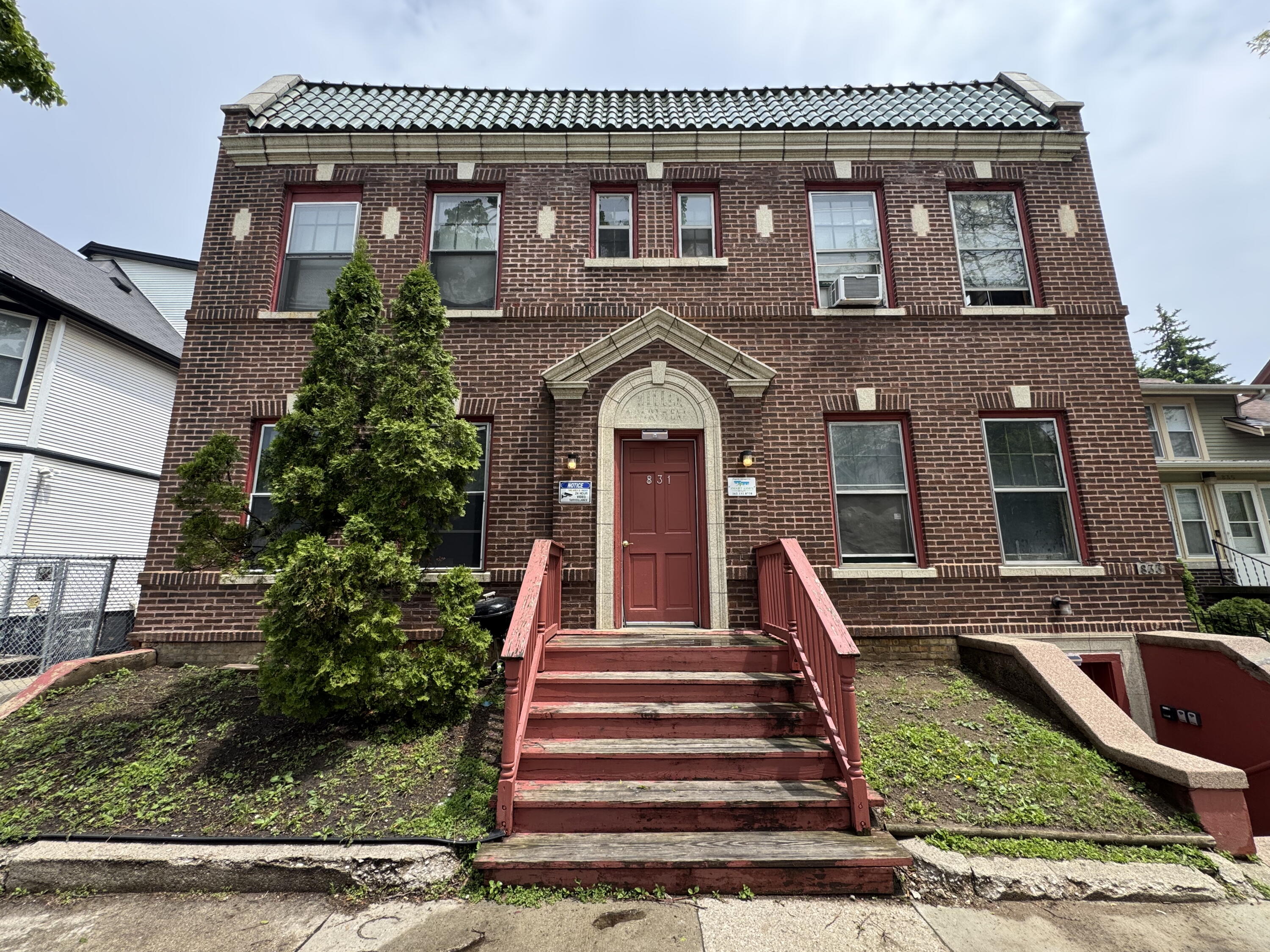 831 College Avenue, Unit 833 Racine, WI 53403 - Photo 1 of 18 831 College