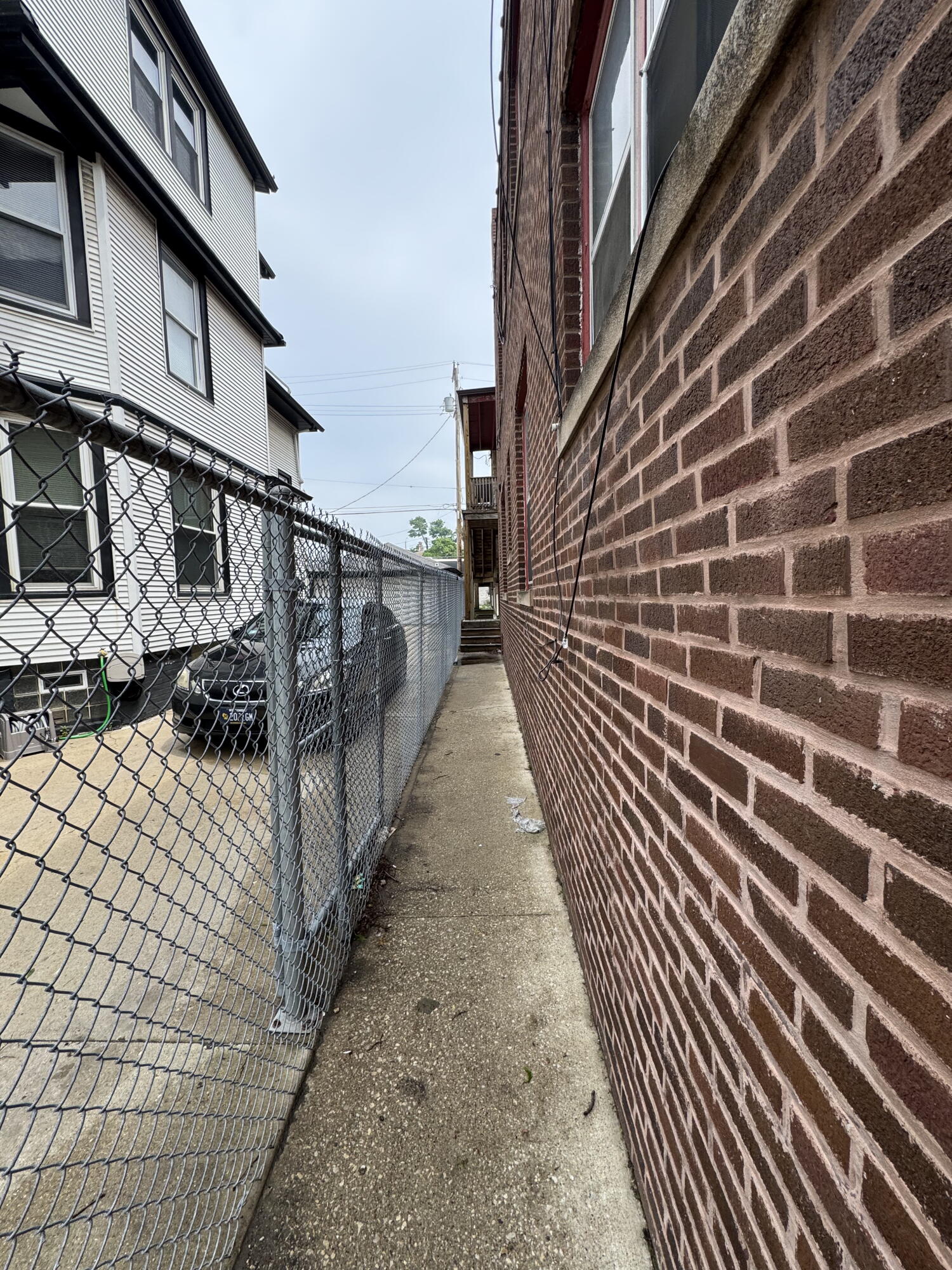 831 College Avenue, Unit 833 Racine, WI 53403 - Photo 17 of 18 Side entrance