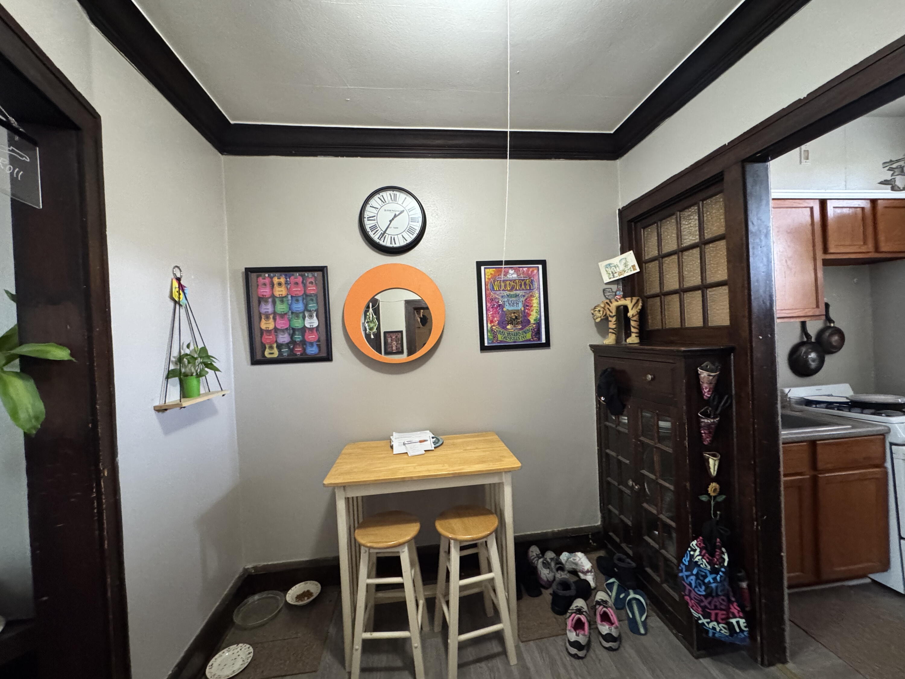 831 College Avenue, Unit 833 Racine, WI 53403 - Photo 10 of 18 Dining area