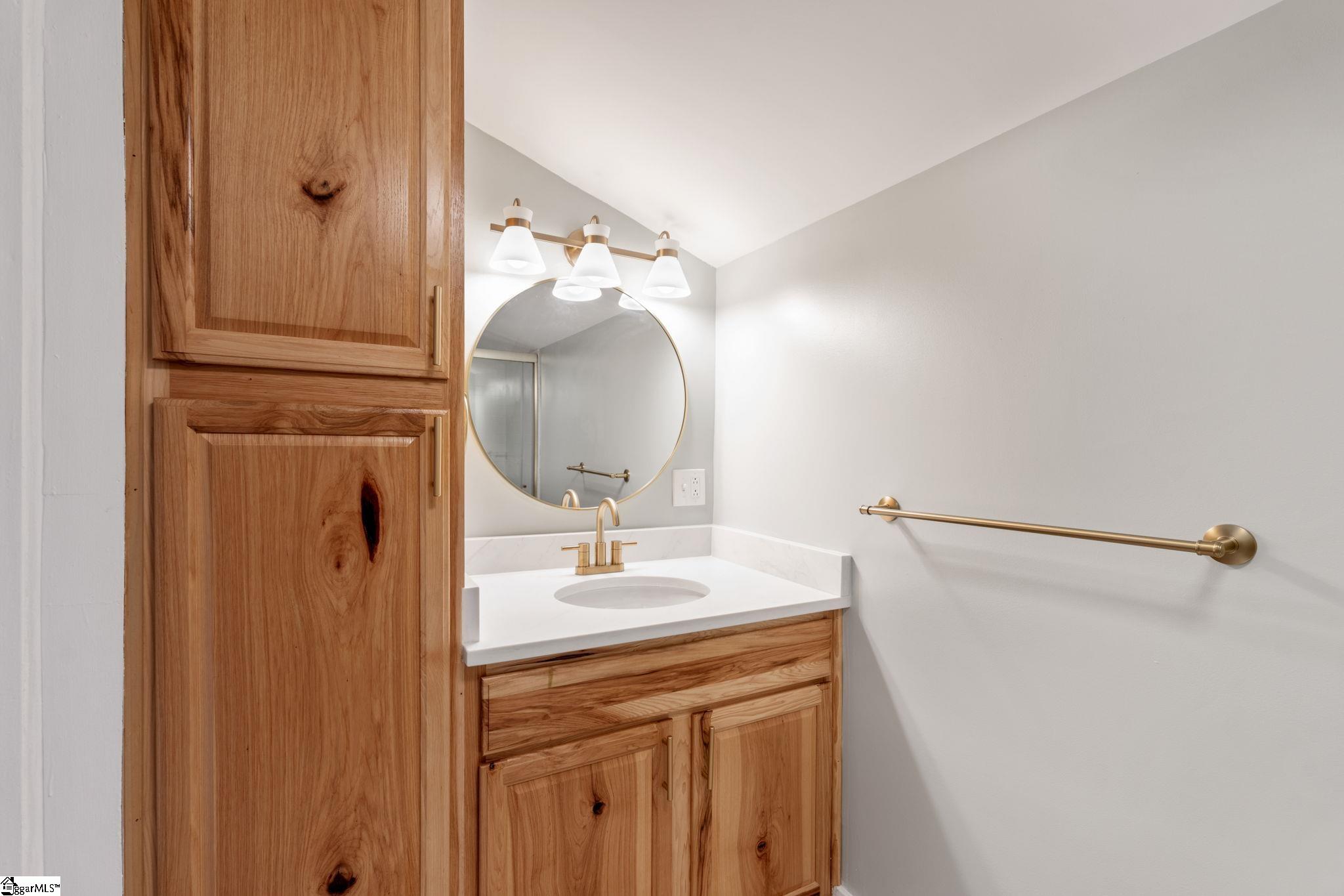 305 Frank Street Greenville, SC 29601 - Photo 12 of 35