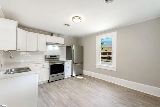 $299,900 | 305 Frank Street, Greenville, SC 29601