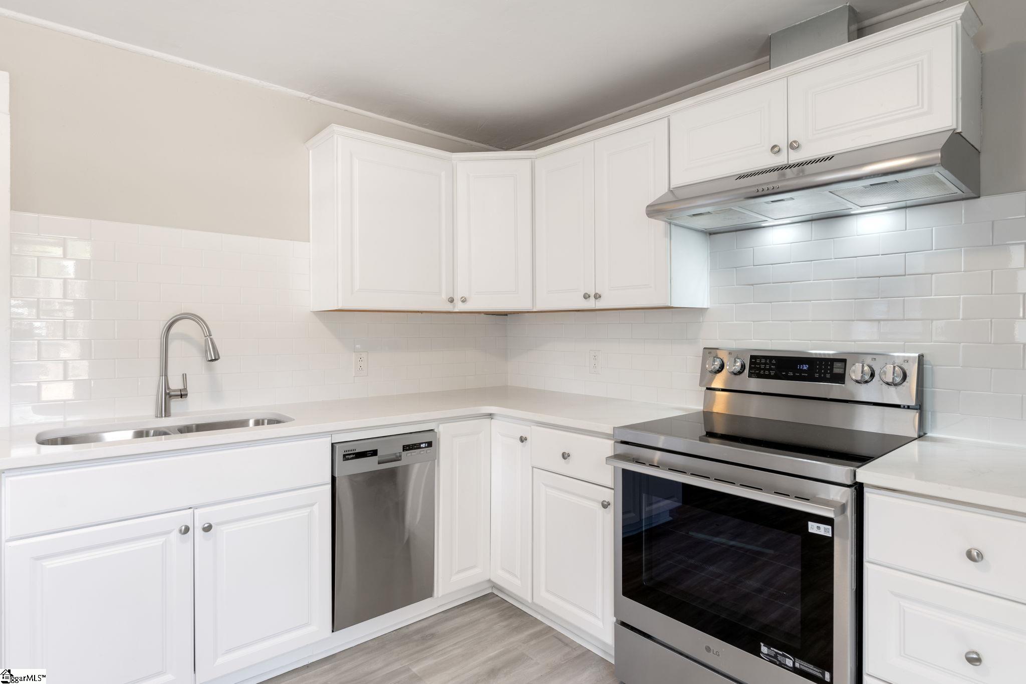 305 Frank Street Greenville, SC 29601 - Photo 27 of 35