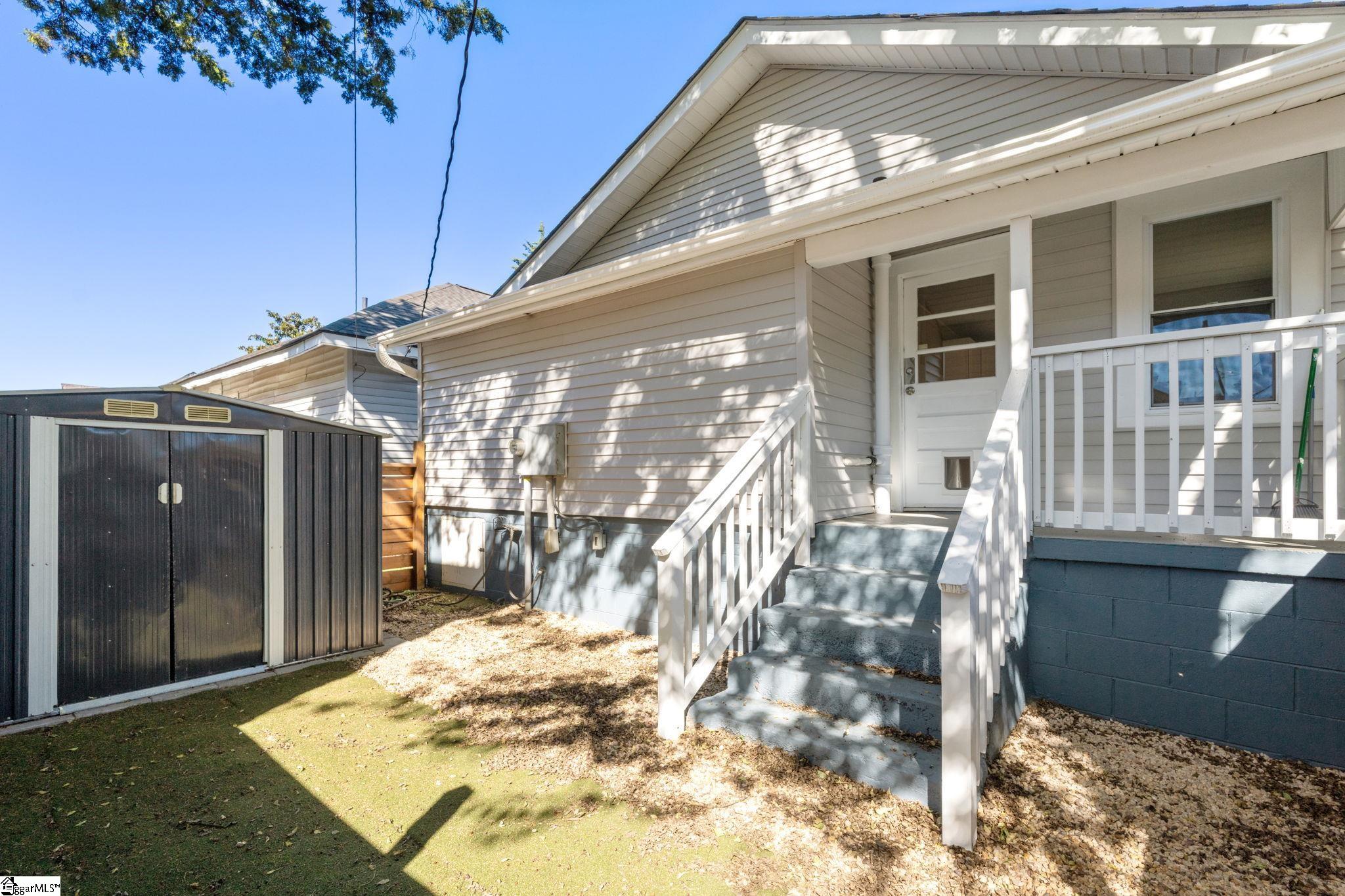 305 Frank Street Greenville, SC 29601 - Photo 30 of 35