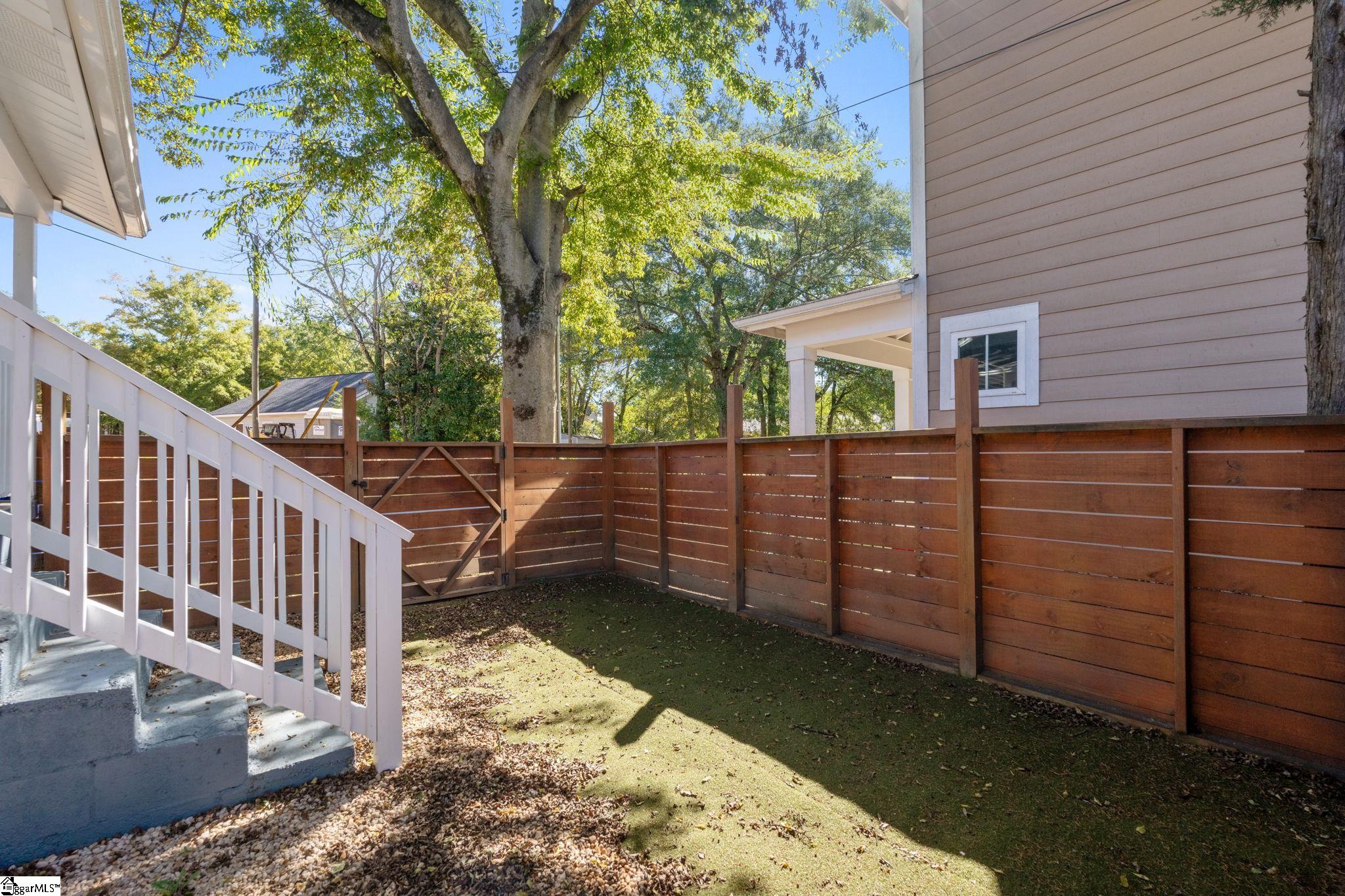 305 Frank Street Greenville, SC 29601 - Photo 31 of 35