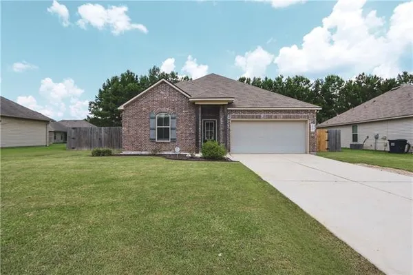 $1,900 | 47722 Cathy Lane, Robert, LA 70455