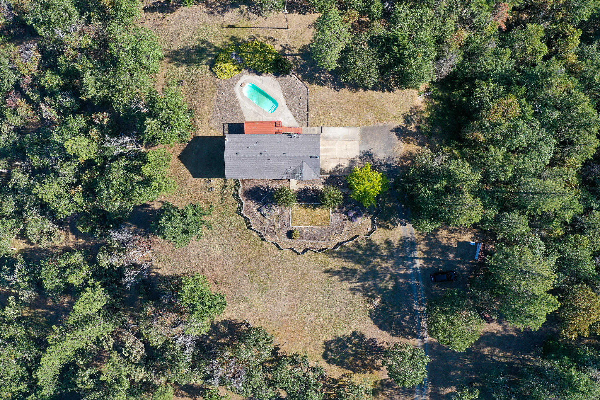 2105 Knowles Road Medford, OR 97501 - Photo 3 of 40 DJI_0455
