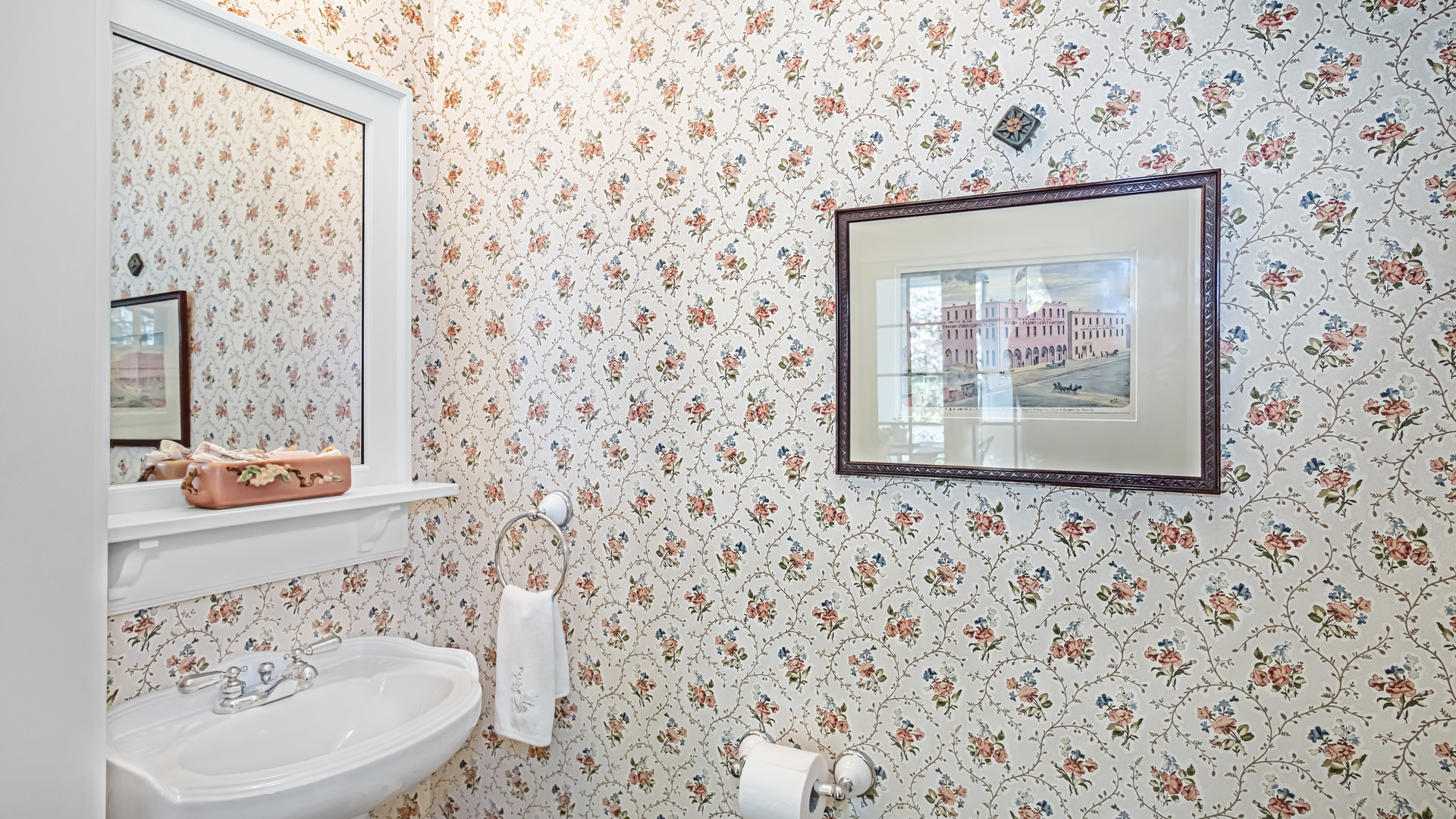 719 Milburn Street Evanston, IL 60201 - Photo 16 of 35 a bathroom with a shower and a sink
