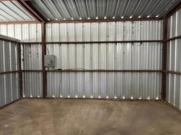 $2,200 | 24331 Farm To Market Road 2090, Splendora, TX 77372